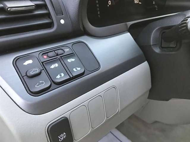 2006 Honda Odyssey EX-L 4dr Mini-Van w/DVD